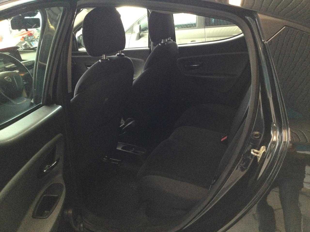 Lancia Ypsilon 1.3 MJT 16V 95 CV 5 porte S&S Platinum