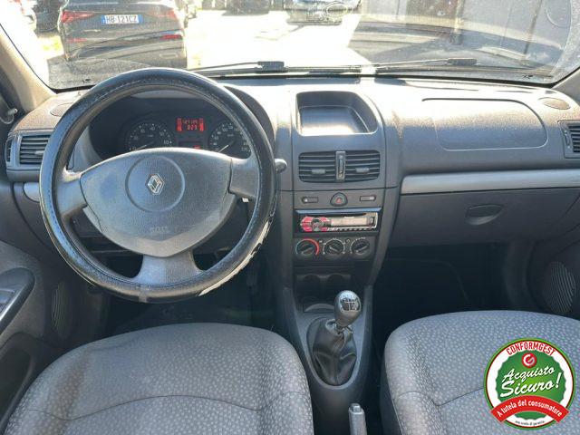 RENAULT Clio 1.2 16V 5 porte Confort