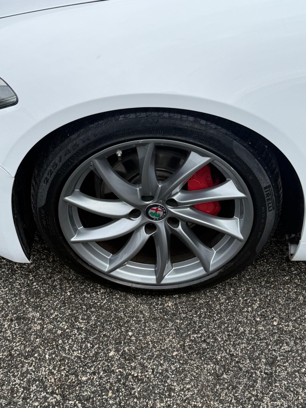 Giulia 2.2 180 CV/sport /rate/permute/E6