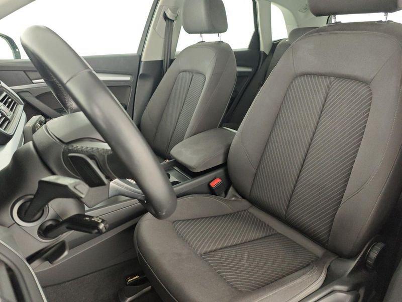 Audi Q5 35 TDI quattro S tronic Business