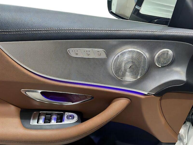 Mercedes-Benz Classe E Cpé E 220 d 4Matic Premium Plus