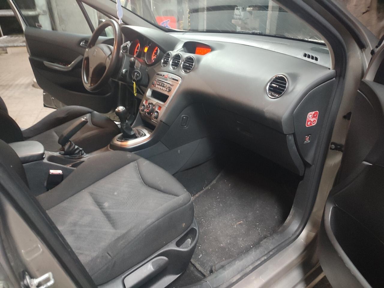 Peugeot 308 1.6 HDi 90CV SW Premium Mix