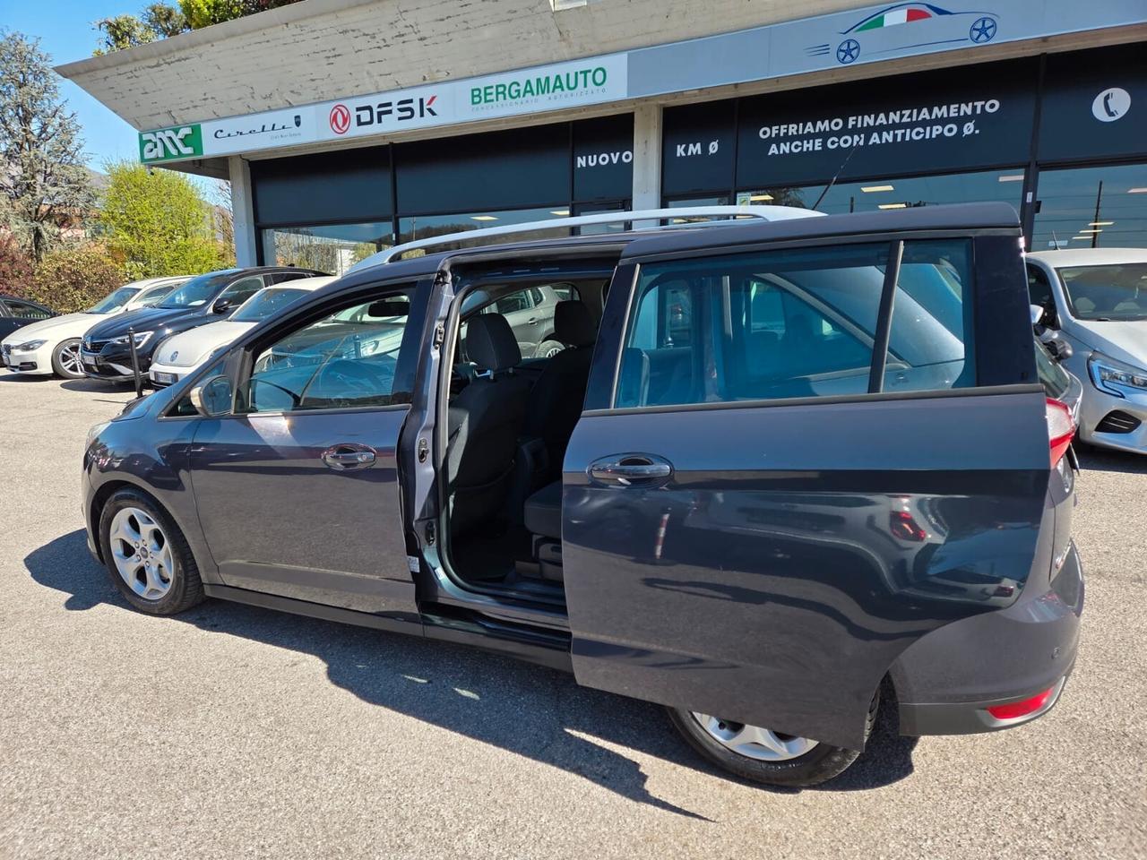 Ford GRAND C-Max7+ 1.6 TDCi 95CV Business *7-posti*