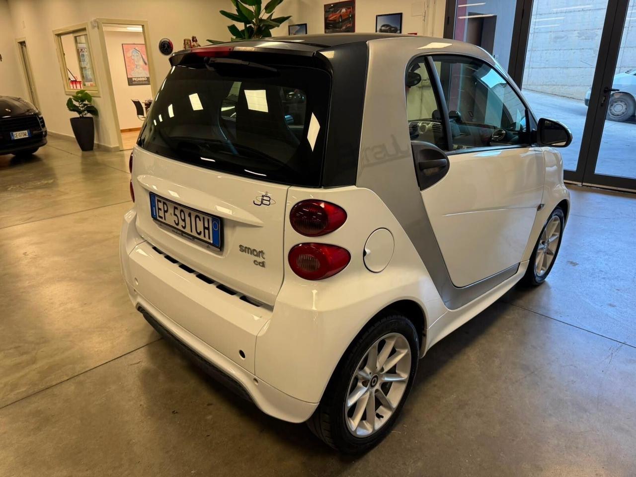 Smart ForTwo 800 40 kW coupé pure cdi