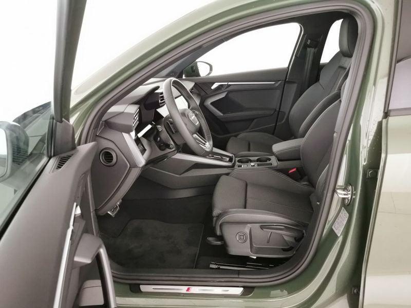 Audi A3 allstreet 35 2.0 tdi Identity Contrast s-tronic