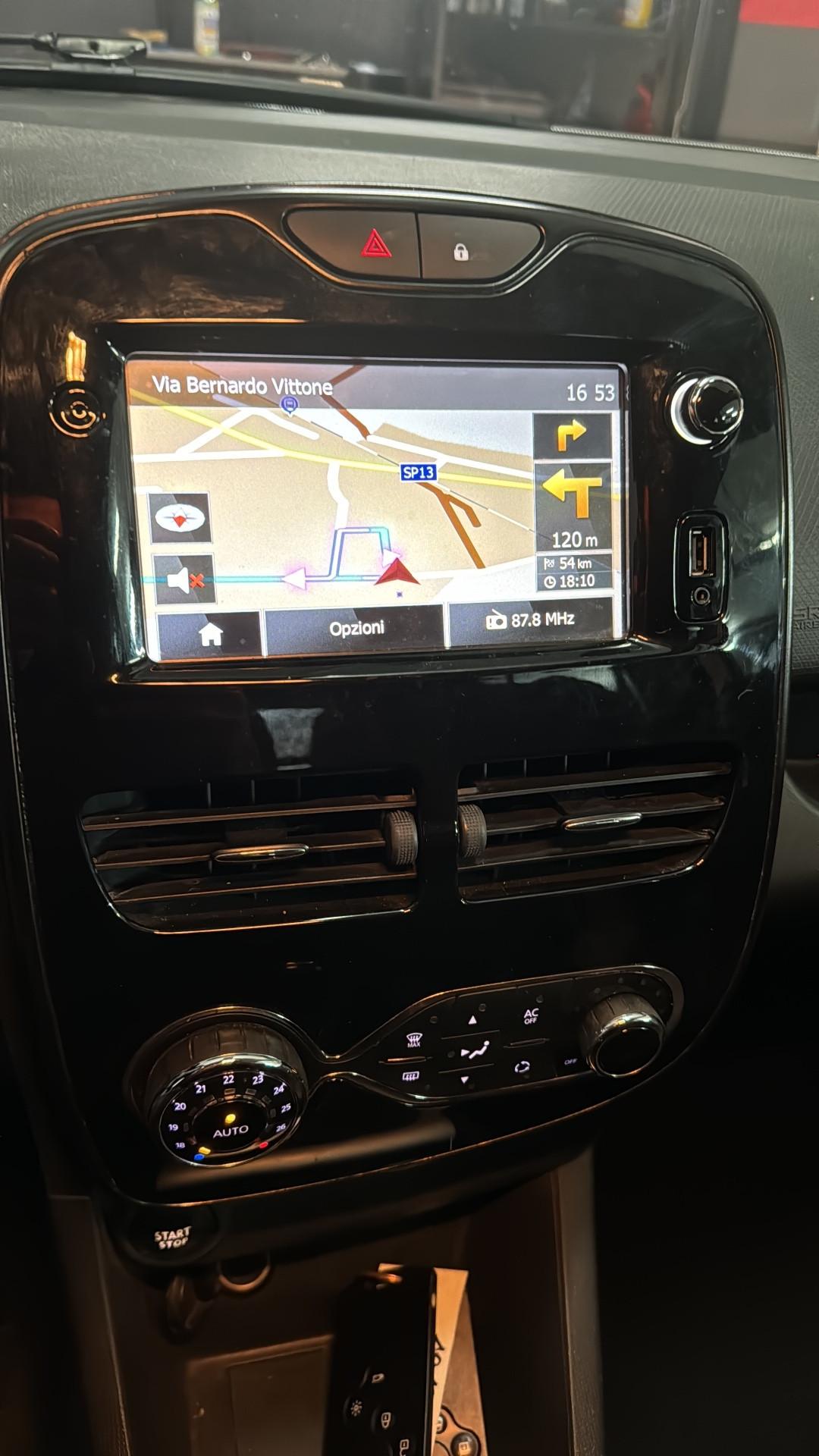 Renault Clio 1.2 75CV GPL 5 porte Wave