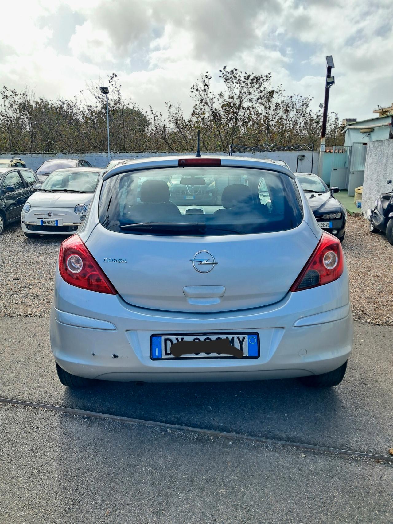 Opel Corsa 1.2 80CV 3 porte GPL