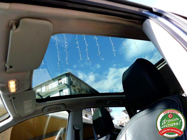 NISSAN Qashqai 2.0 dCi DPF Tekna 4X4