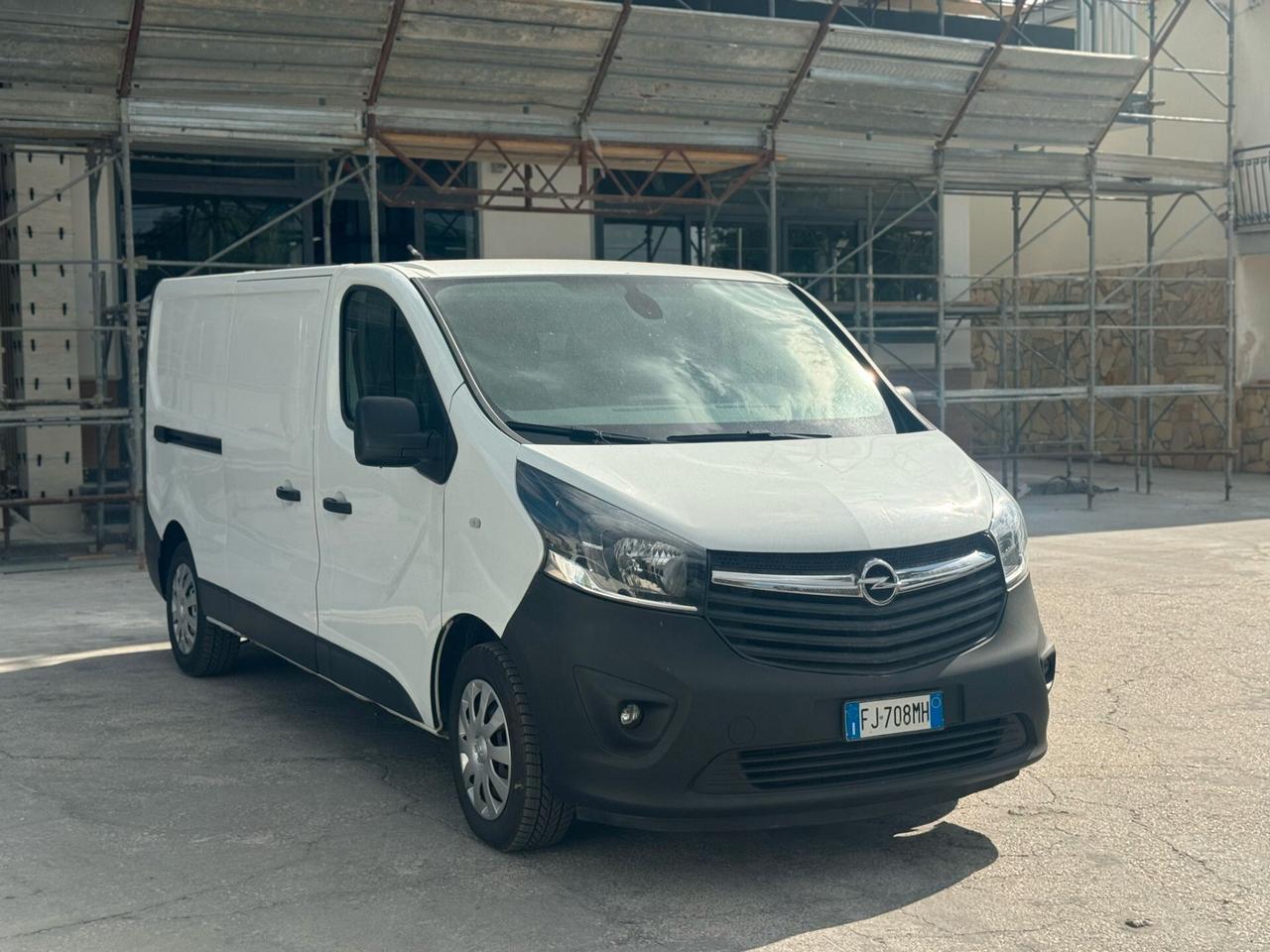 Opel Vivaro L2H1 1.6 125CV IVA ESPOSTA