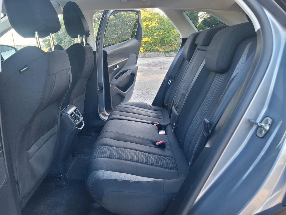 Peugeot 3008 BlueHDi 130 S&S Business