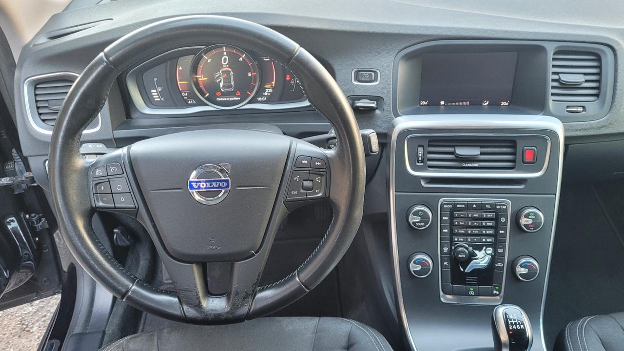 Volvo V60 Dynamic Edition