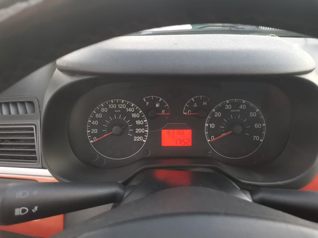 Fiat Grande Punto 1.3 MJT 75 CV 5 porte Dynamic