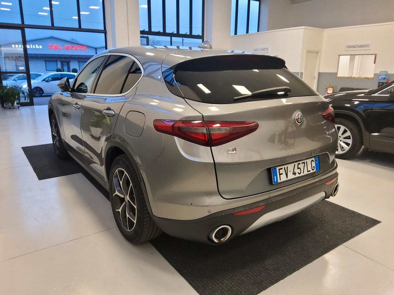 Alfa Romeo Stelvio 2.2 Turbodiesel 210 CV AT8 Q4 Executive