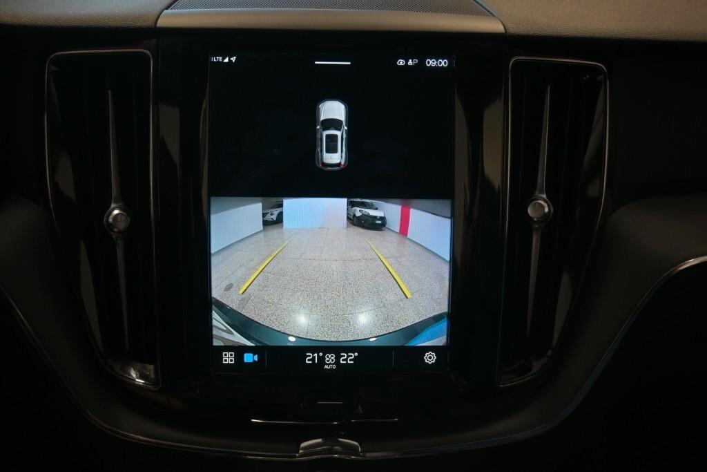 VOLVO XC60 2.0D 197CV B4 (D) AUTOMATIC AWD BUSINESS ( FARI LED - COCKPIT - CRUISE - MIRROR - PDC - TELECAMERA POST. - CERCHI 19 )