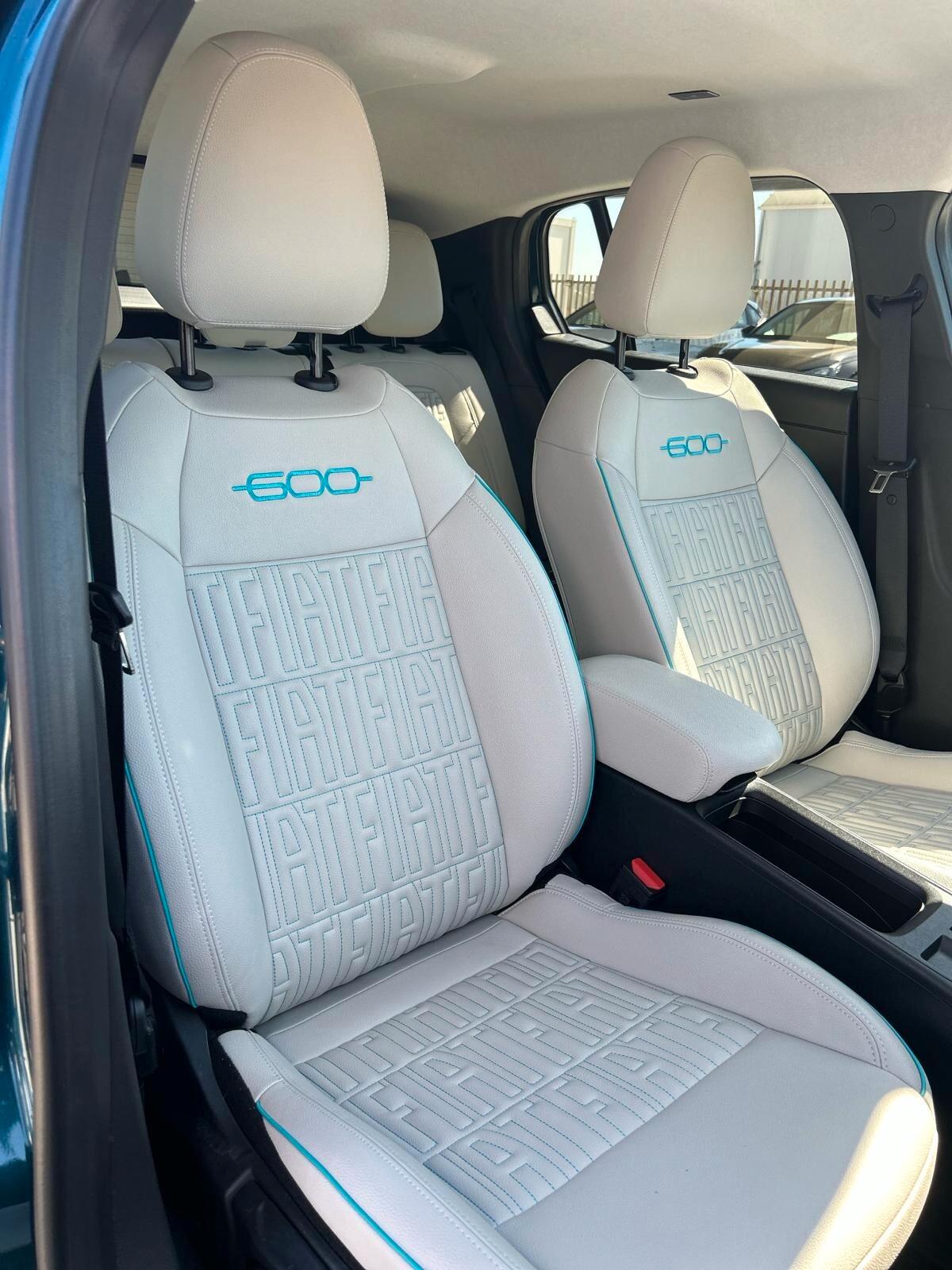 Fiat 600 Hybrid 110 CV DCT MHEV La Prima