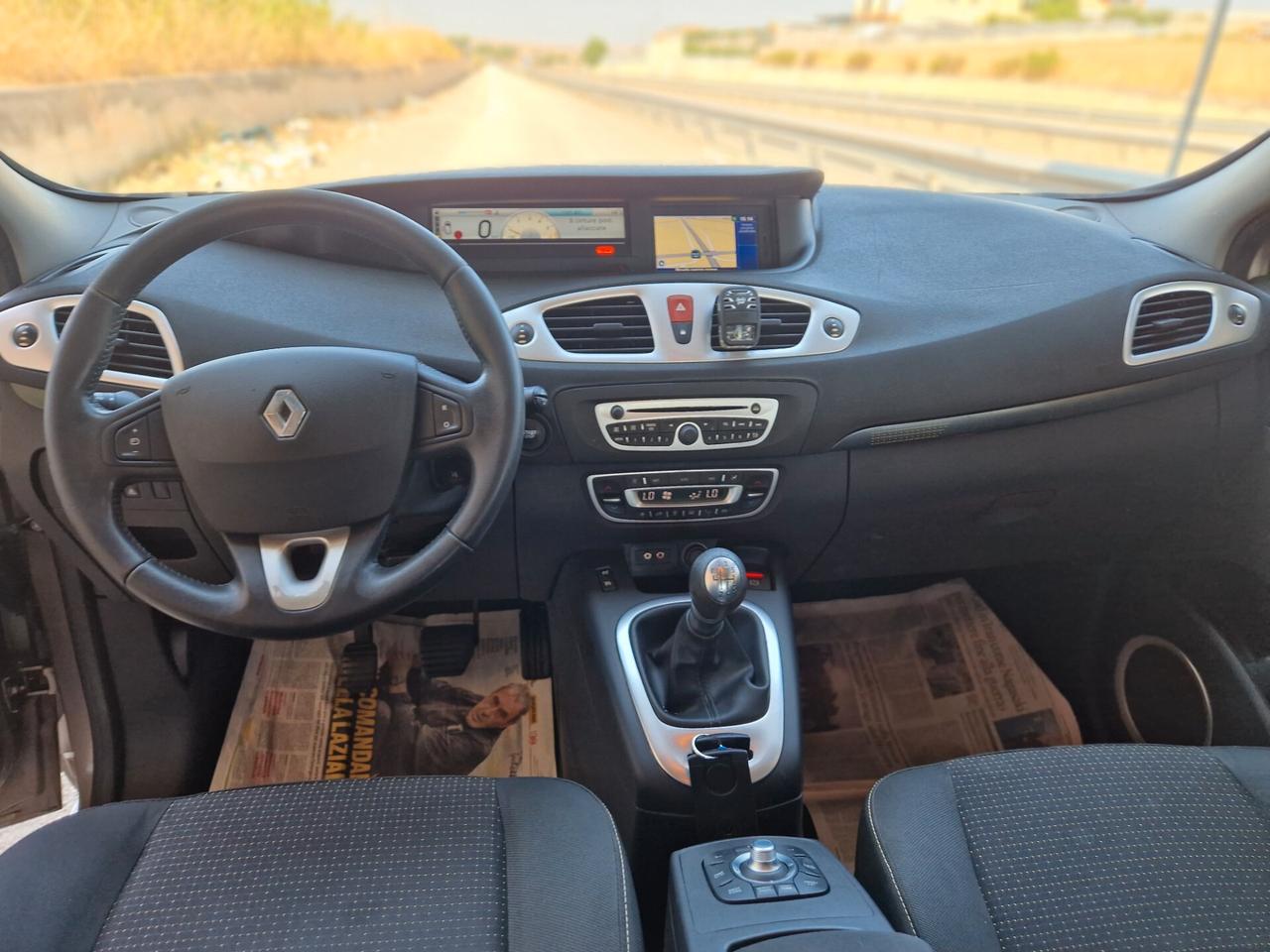 Renault Scenic Scénic X-Mod 1.5 dCi 110CV Luxe