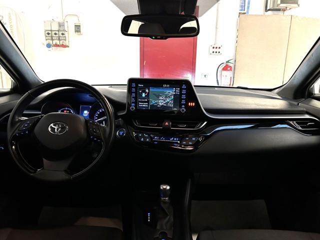 TOYOTA C-HR 1.8 Hybrid E-CVT Business