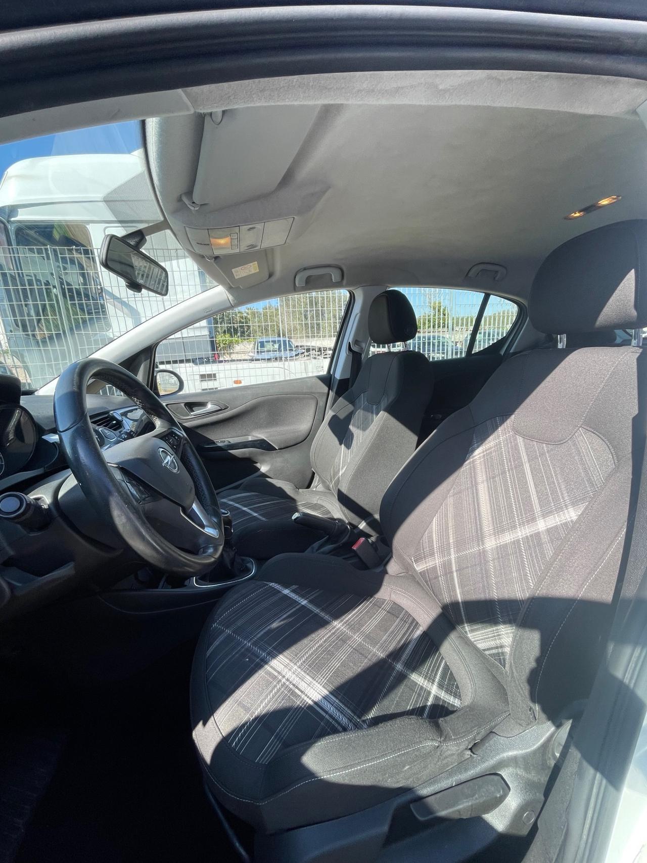 Opel Corsa 1.4 90CV GPL Tech 5 porte b-Color