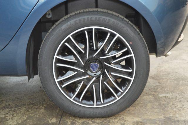 LANCIA Ypsilon 1.0 FireFly Hybrid Oro