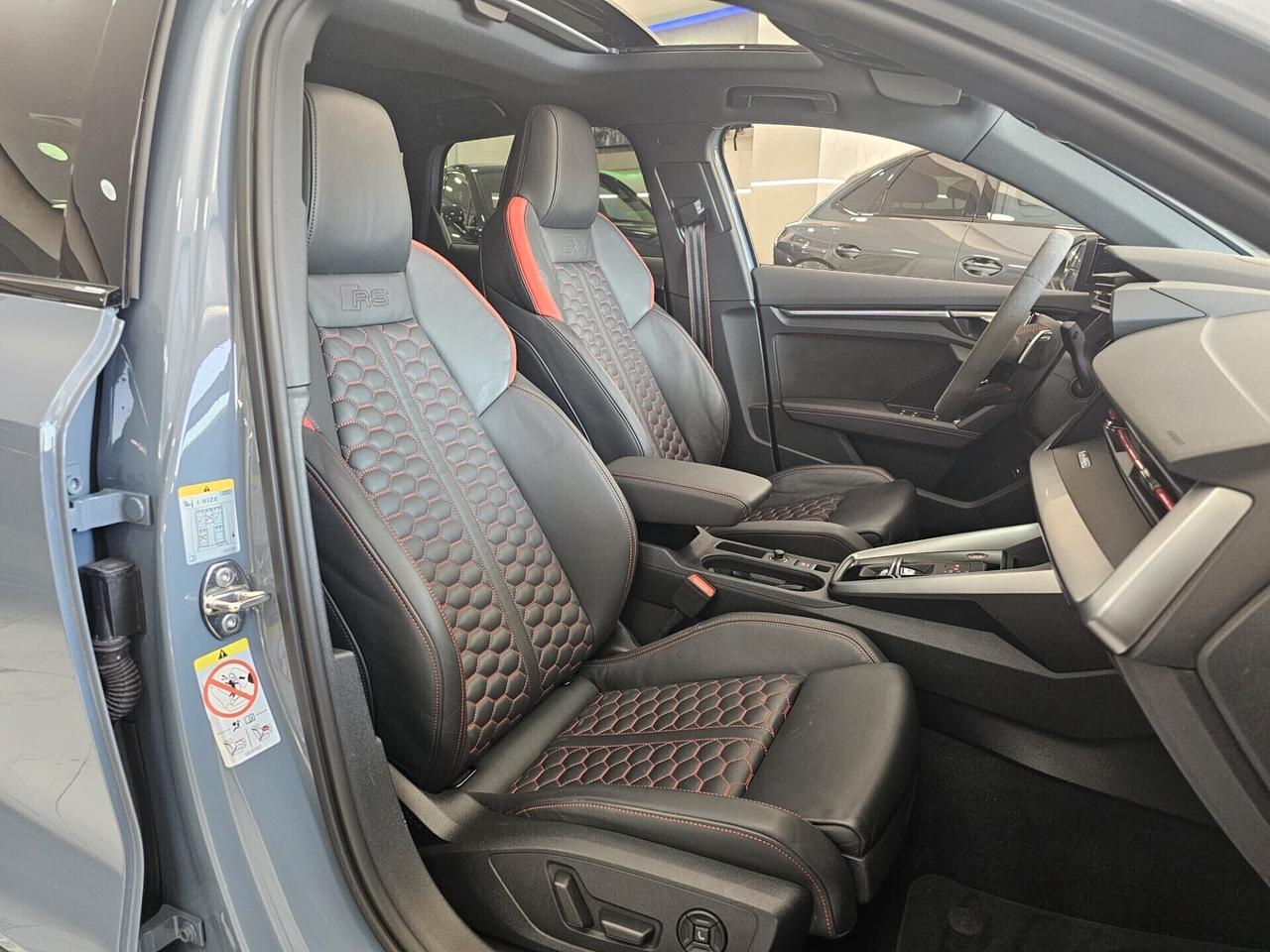NUOVA AUDI RS3 SPORTBACK 2.5 BENZ 400CV S-TRONIC