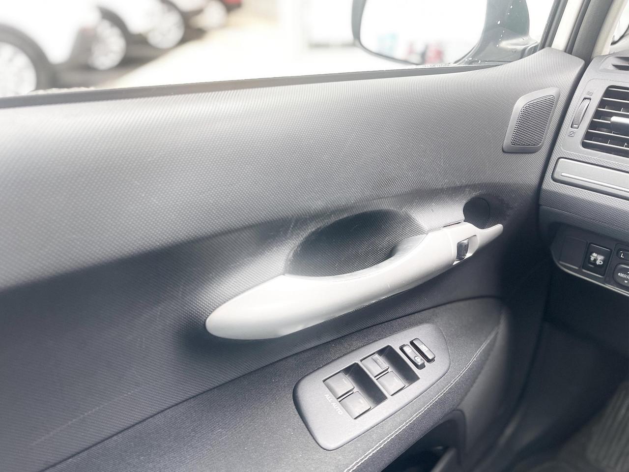 Toyota Auris 1.3 Benzina 99CV E5 Neo - 2012