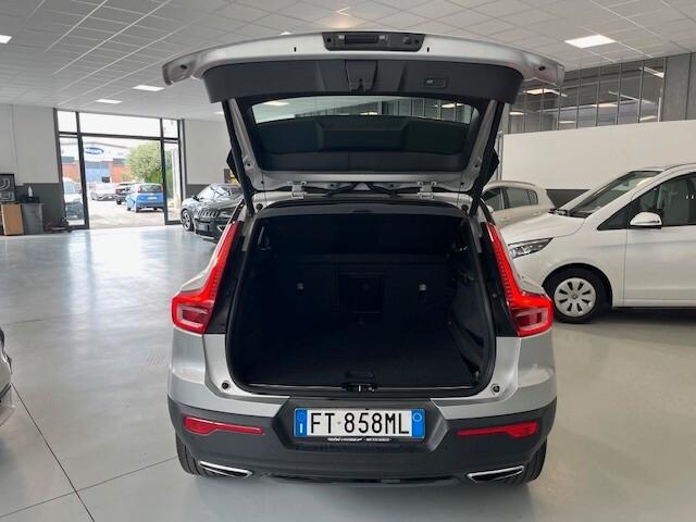 Volvo XC40 D4 AWD Geartronic R-design