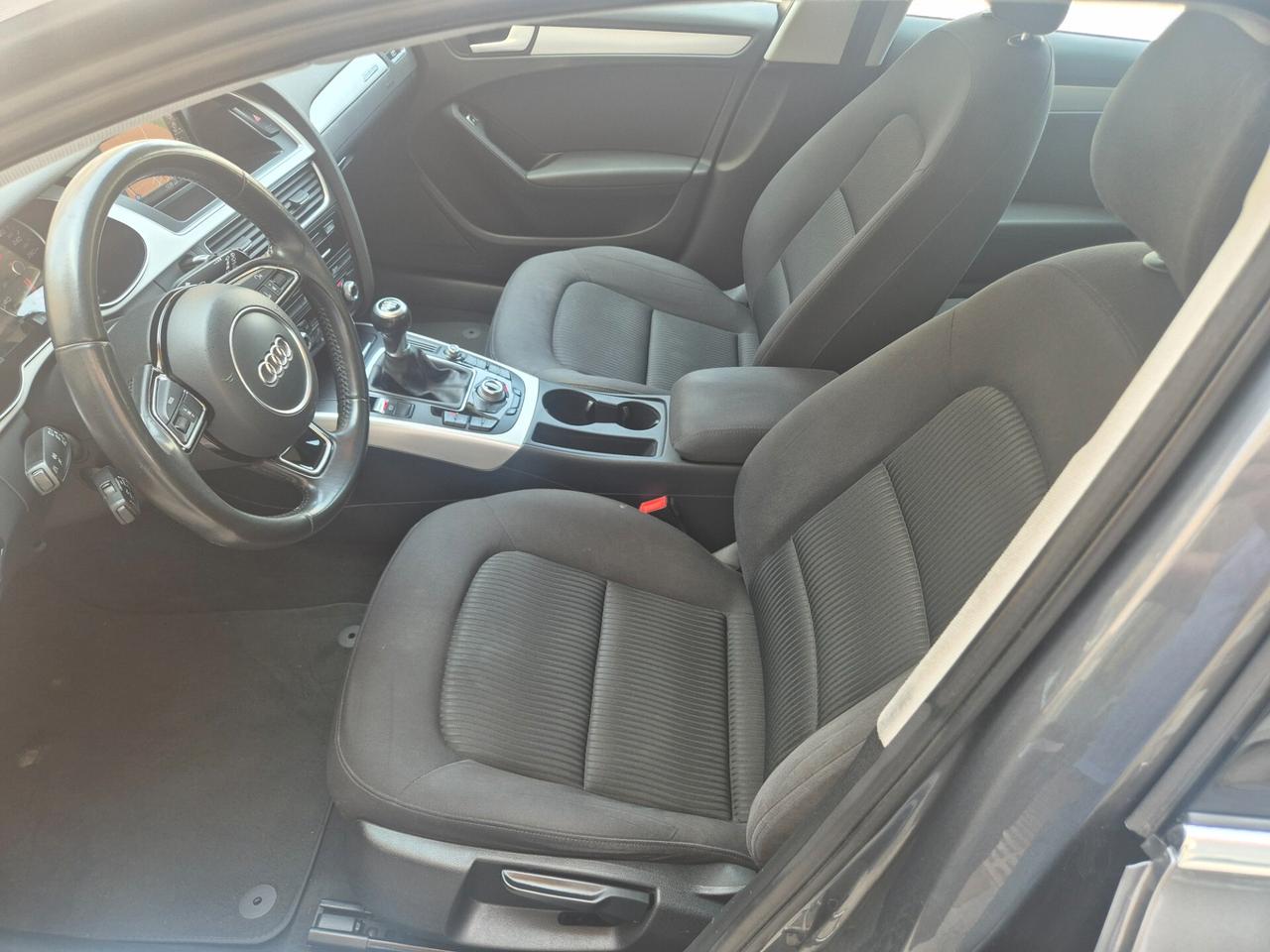 AUDI A4 2.0 TDI 150 CV S LINE ANNO 2015 KM CERTIF