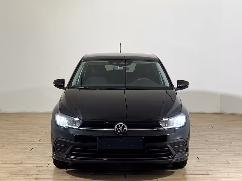 Volkswagen Polo Polo 1.0 Young 80cv