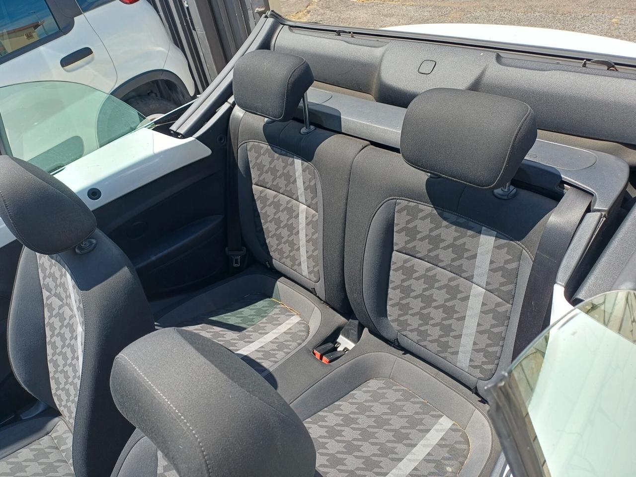 Volkswagen Maggiolino Cabrio 1.2 TSI Design