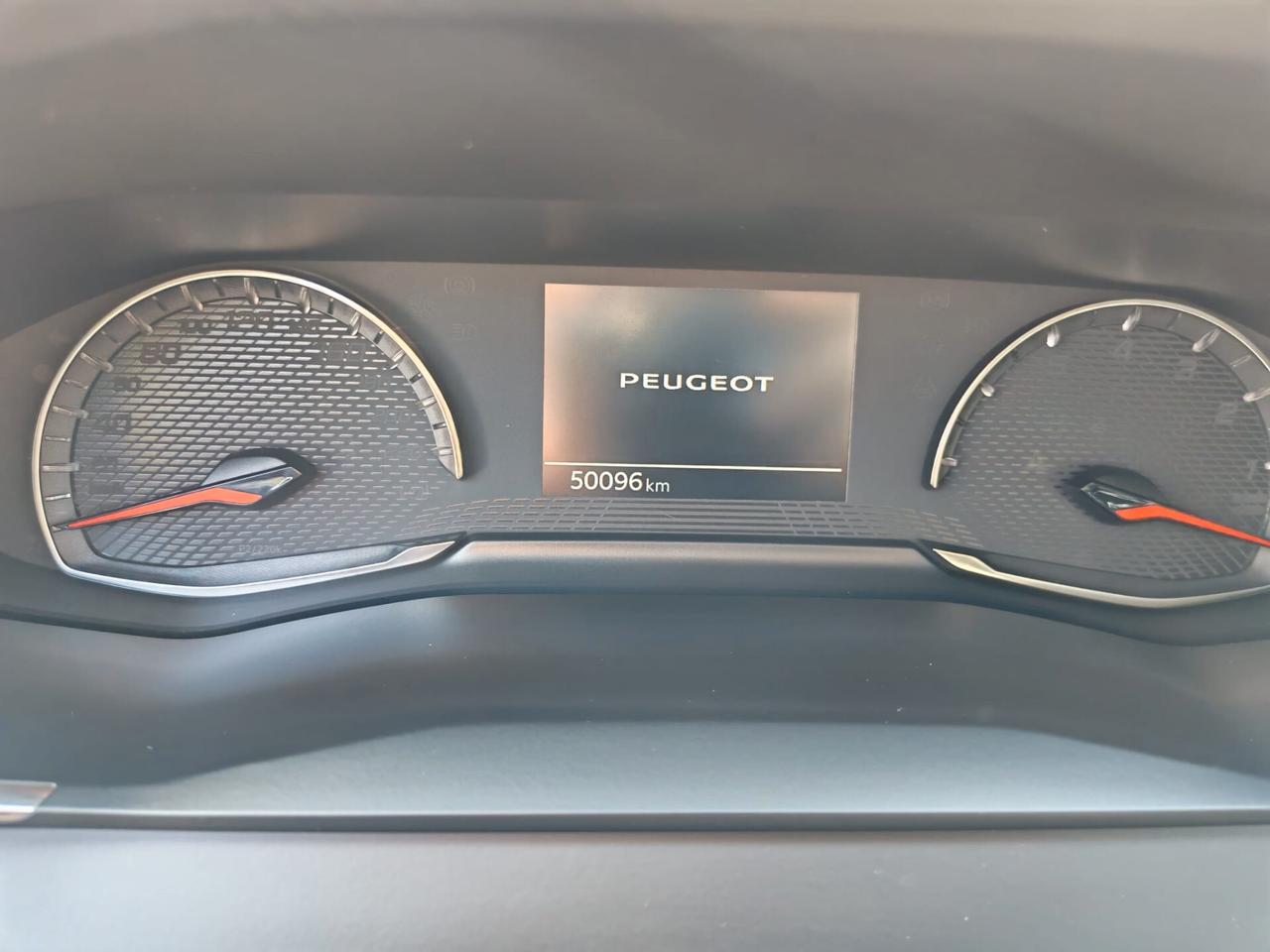 Peugeot 2008 PureTech 100 S&S Active