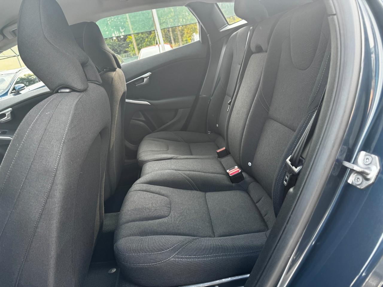 Volvo V40 Cross Country D2 Geartronic Business