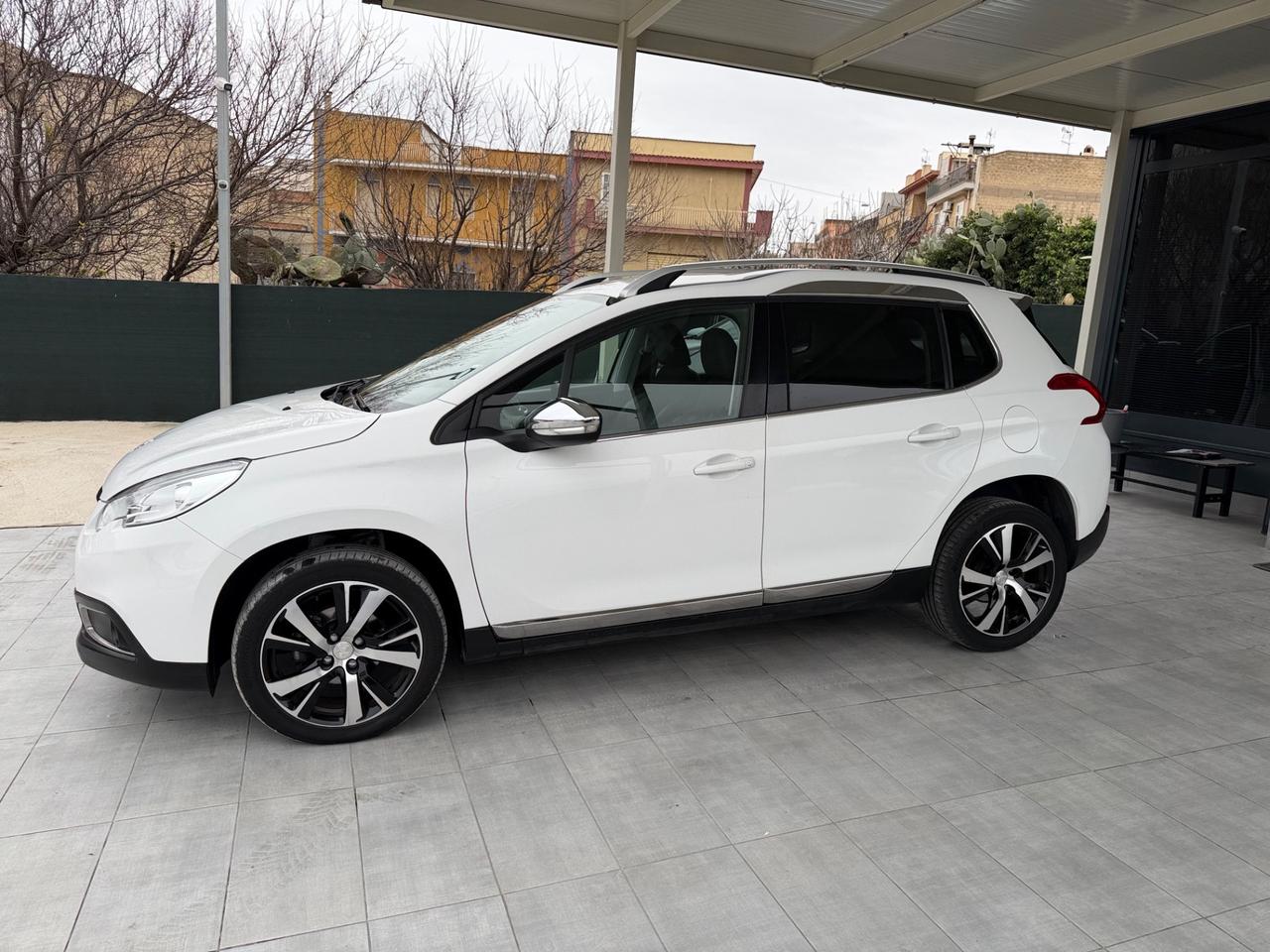 Peugeot 2008 BlueHDi 100 Allure