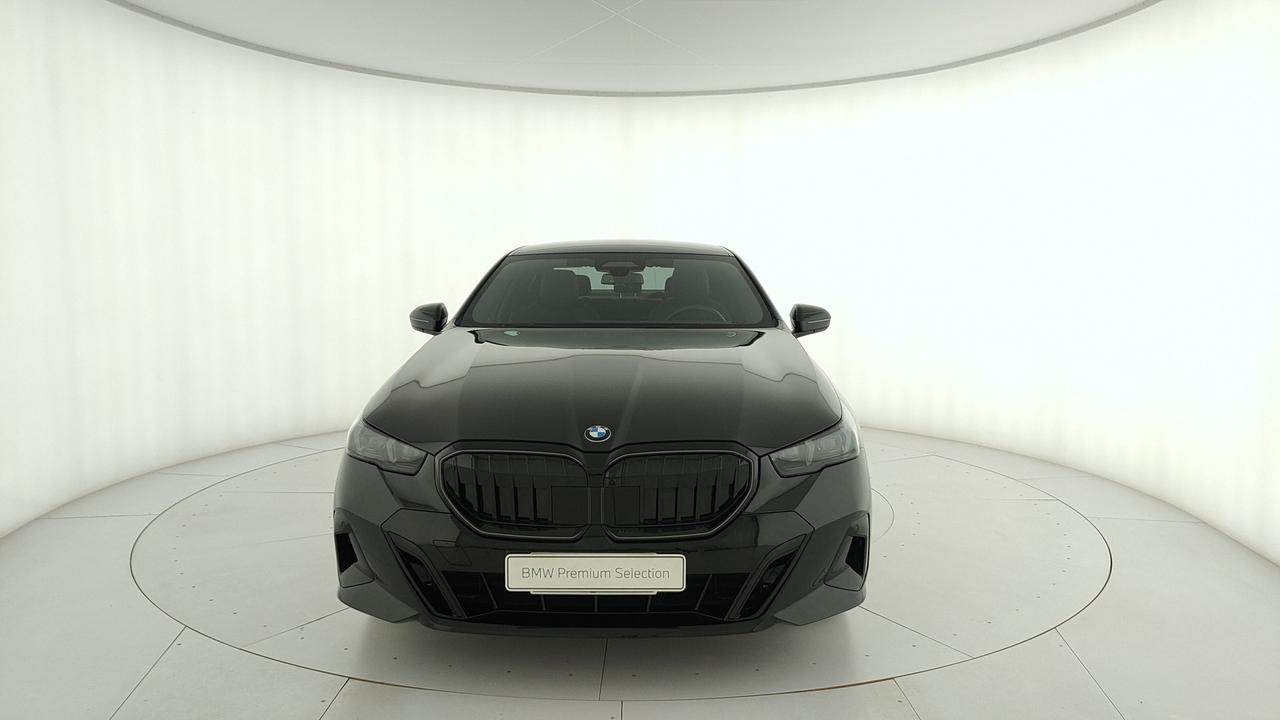 BMW Serie 5 G60 Berlina - 520d 48V xdrive MSport Pro auto