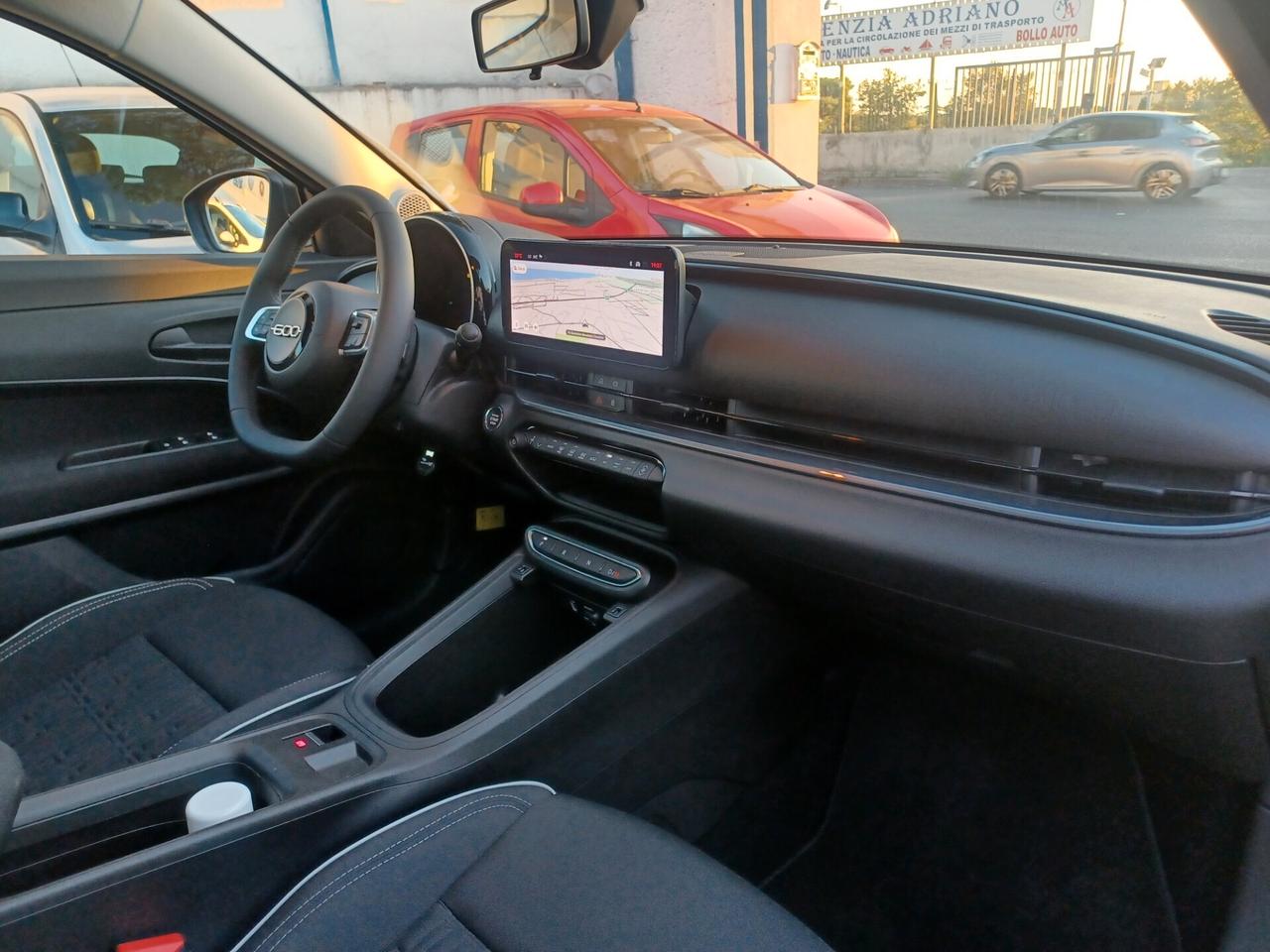 Fiat 600 Hybrid 110 CV DCT MHEV Business. KM 0