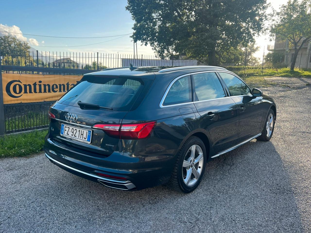 Audi A4 40 TDI quattro S tronic