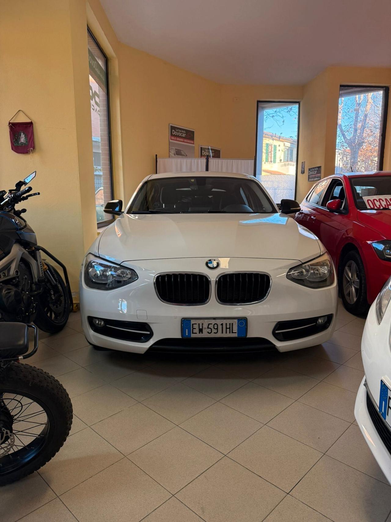 Bmw 116 116d 5p. Urban