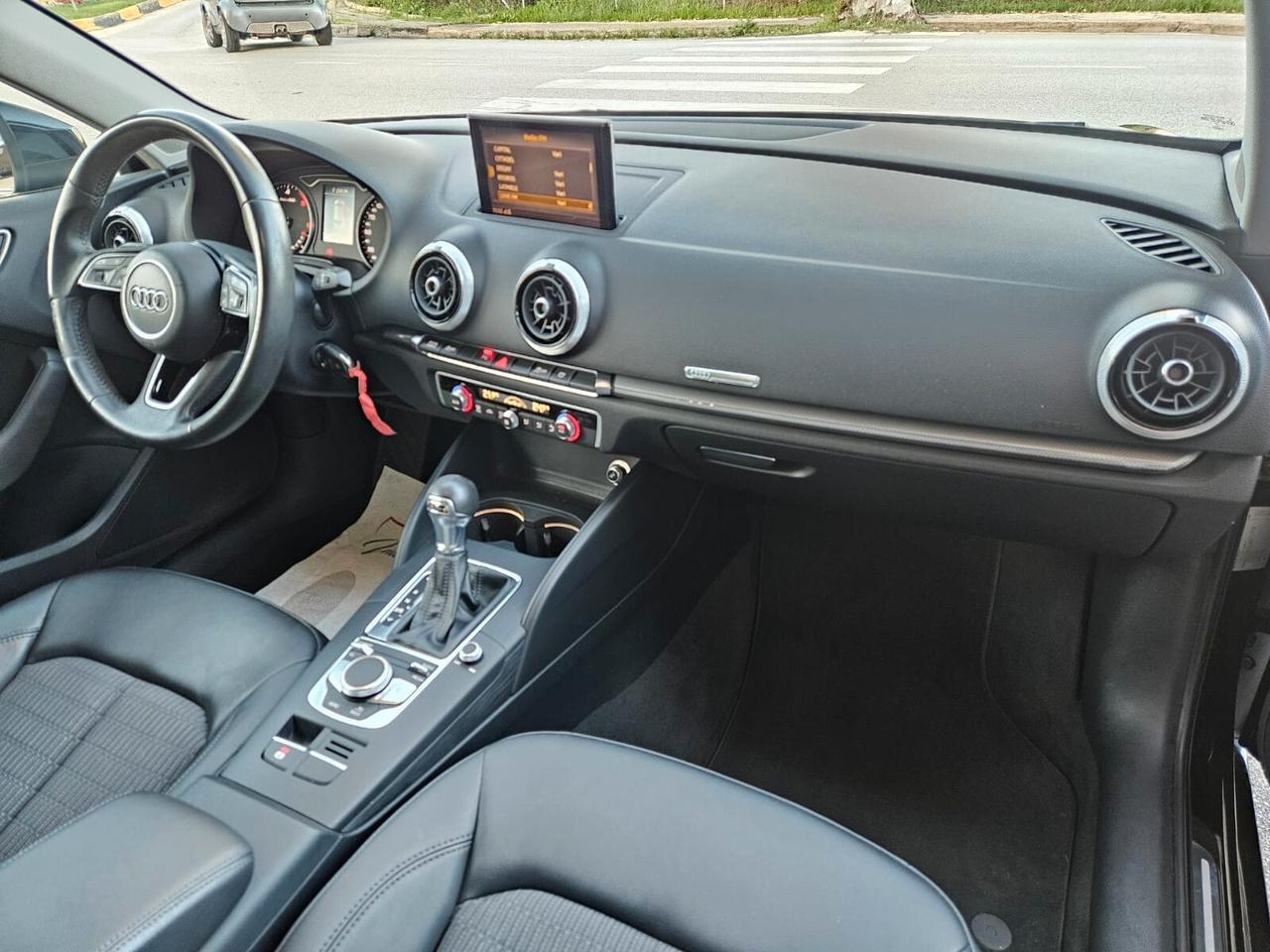 Audi A3 SPB 1.6 TDI 115cv S-TRONIC DESIGN