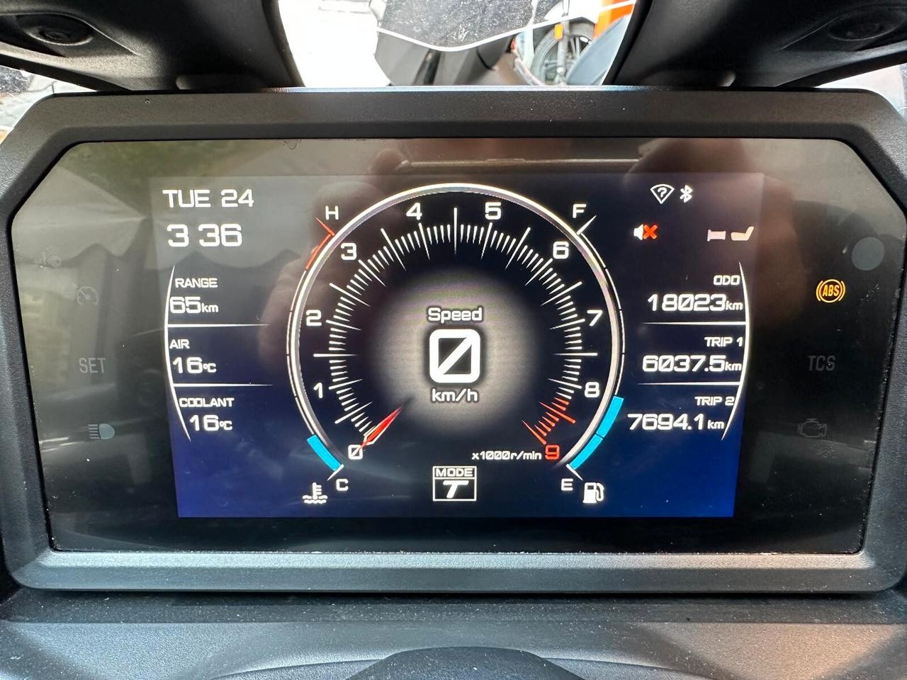 Yamaha TMAX 560 XP500A DX MDBNM4 DARK PETROL