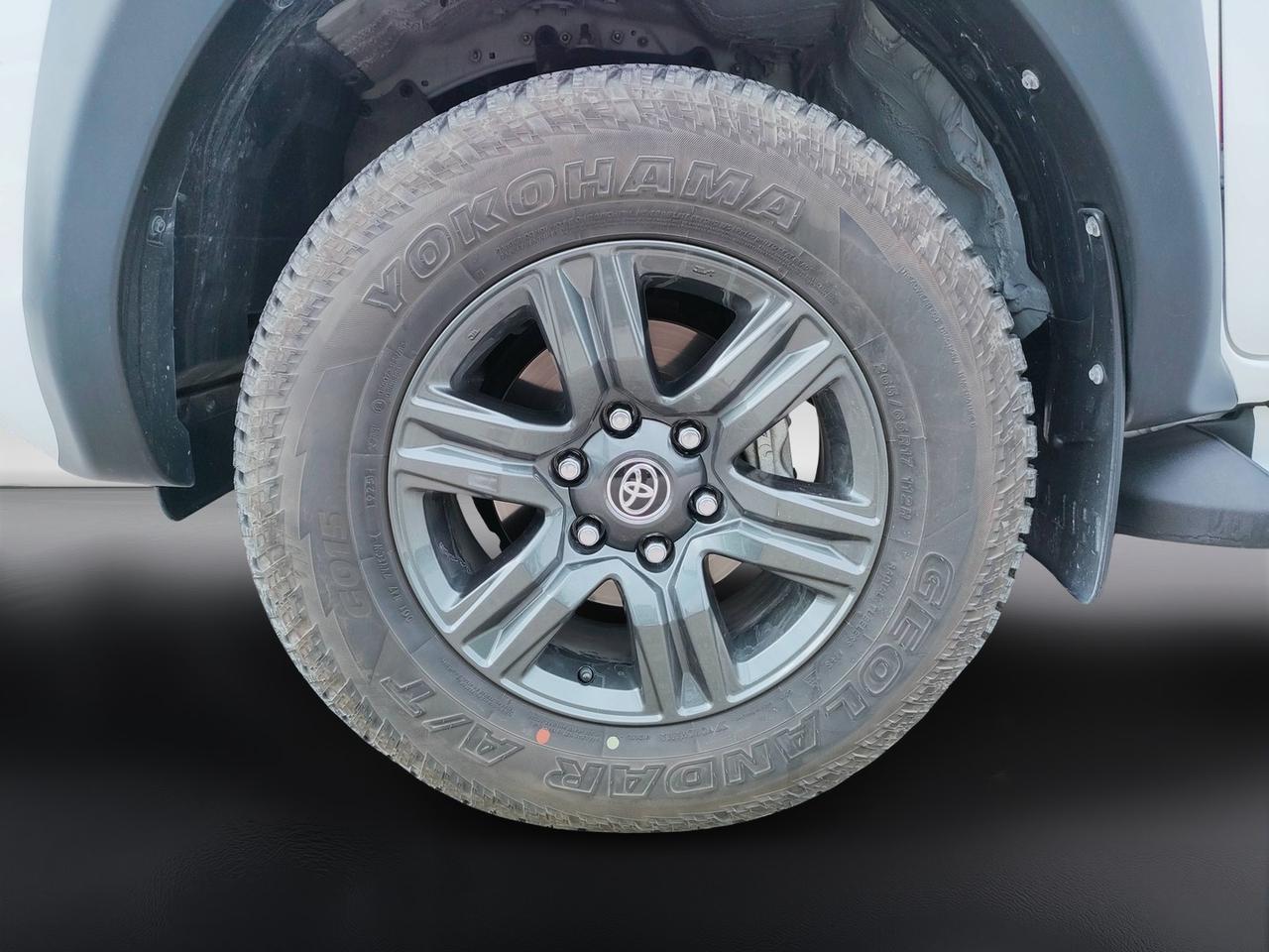 TOYOTA Hilux IV 2021 - Hilux 2.8 d double cab Lounge 4wd