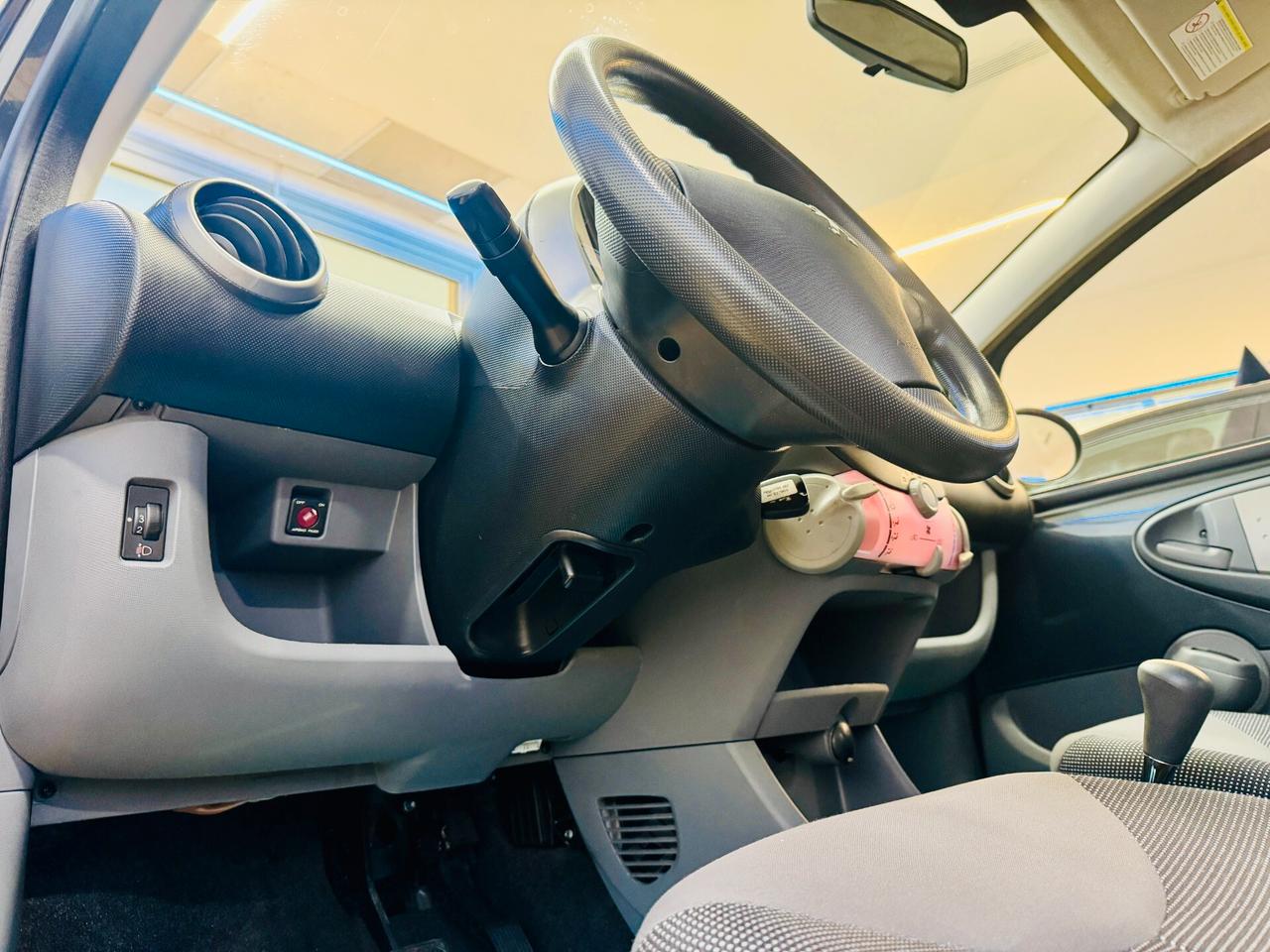 Peugeot 107 Automatica 1.0 da 68CV 3p. PERFETTA