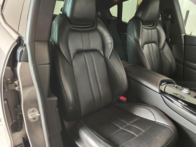 Maserati Levante V6 AWD Gransport 350 cv