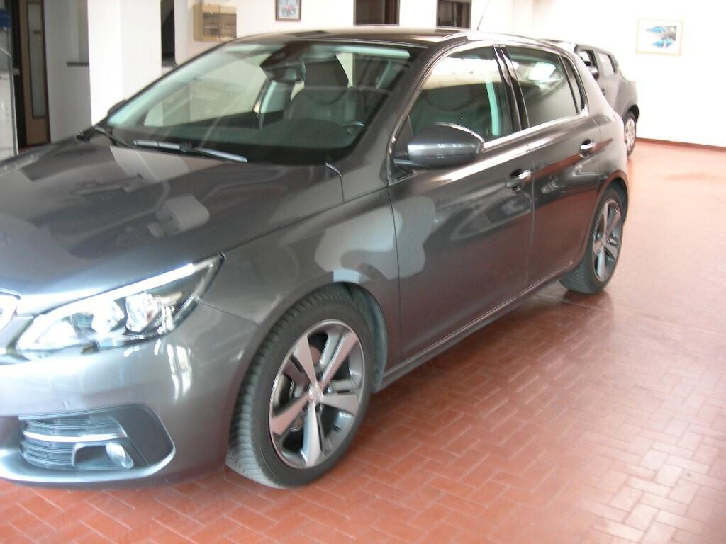 Peugeot 308 BlueHDi 120 S&S EAT6 Allure