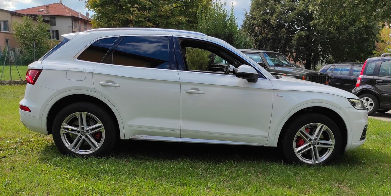 Audi Q5 2.0 TDI quattro S tronic