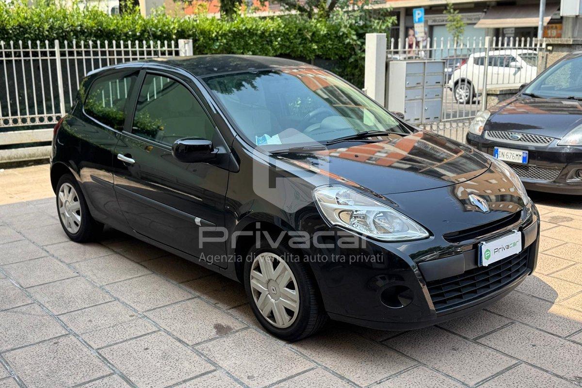 RENAULT Clio 1.2 16V 3 porte Dynamique
