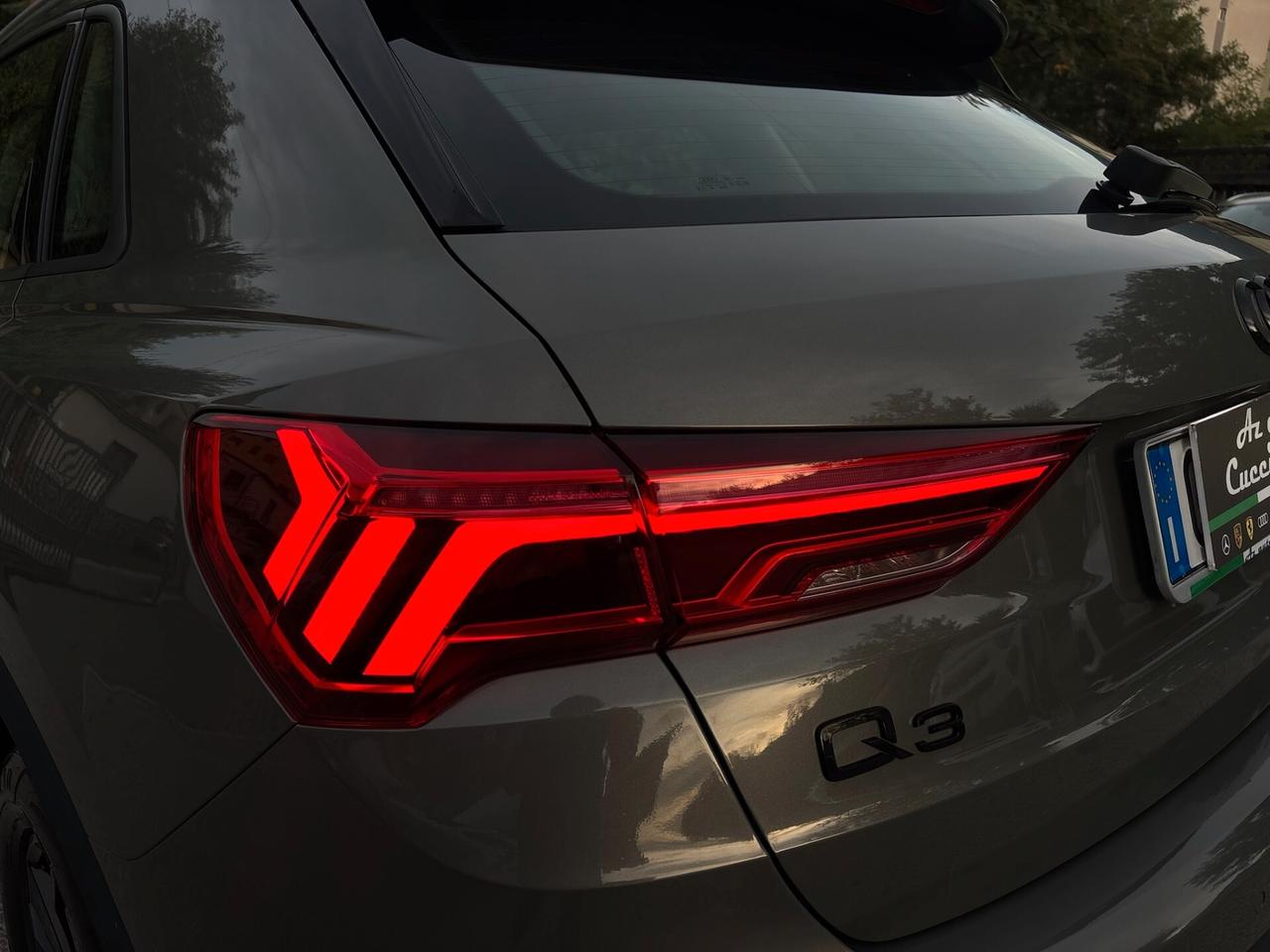 Audi Q3 35 TDI 150CV S tronic IDENTITY BLACK - S-LINE FULL - MY 23