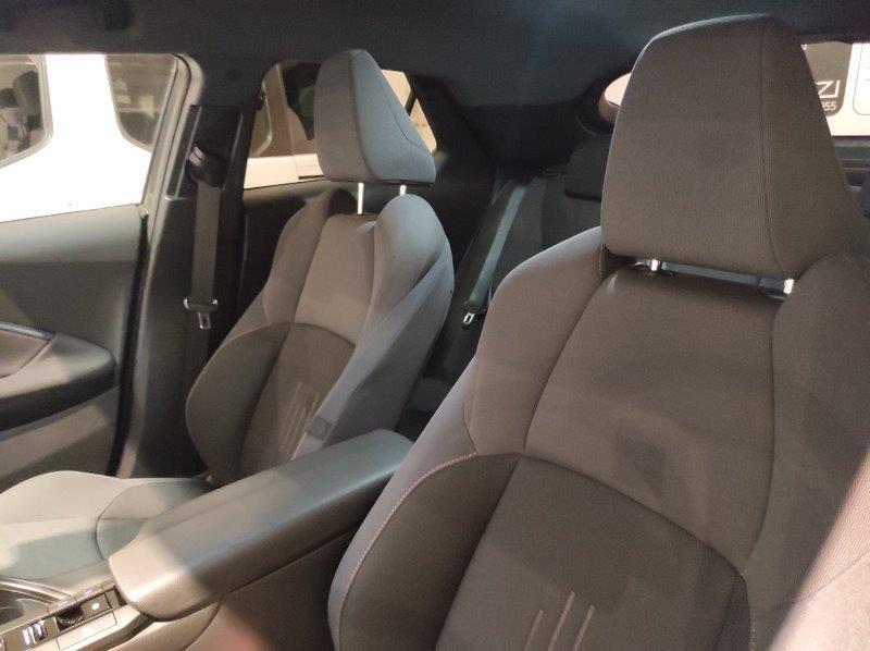 TOYOTA C-HR (2023-->) - C-HR 1.8 HV Trend