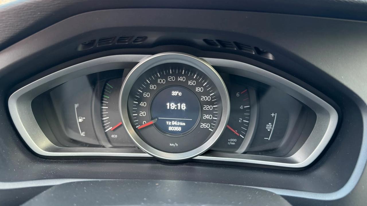 Volvo V40 D2 Business