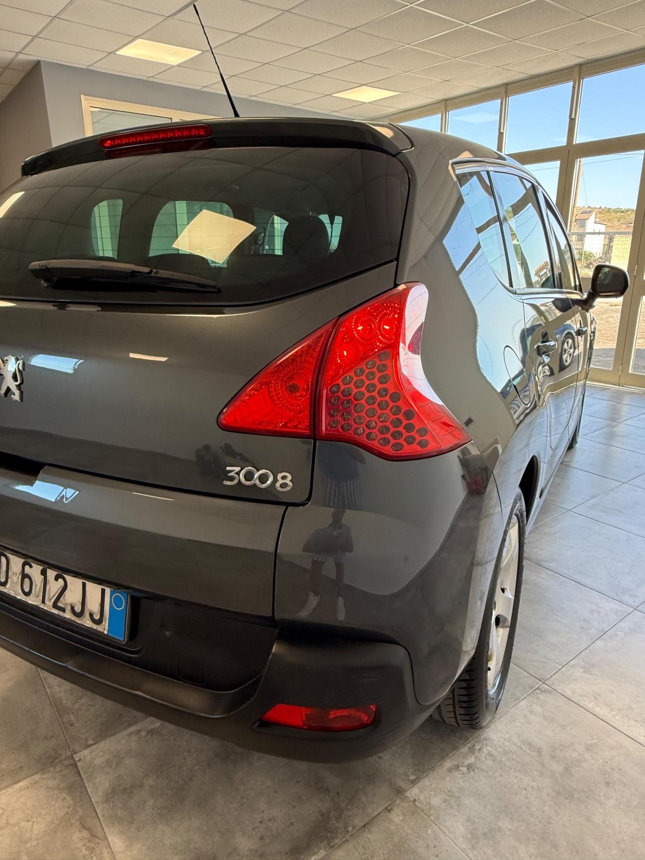 Peugeot 3008 1.6 HDi 110CV Business