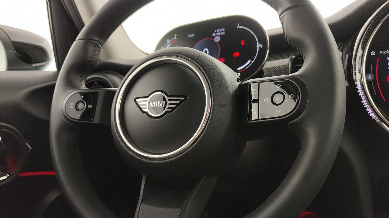 MINI Mini IV F55 2021 5p - Mini 5p 1.5 Cooper Classic auto