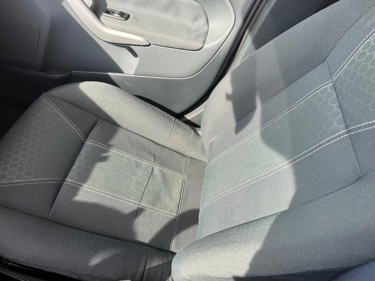 Ford Fiesta 1.4 TDCi 68CV 5 porte Titanium